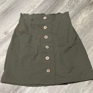 Hesperus‎ Skirt army green size small